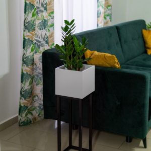 Kwietnik metalowy – biało-czarny – loft 26,5×26,5×70
